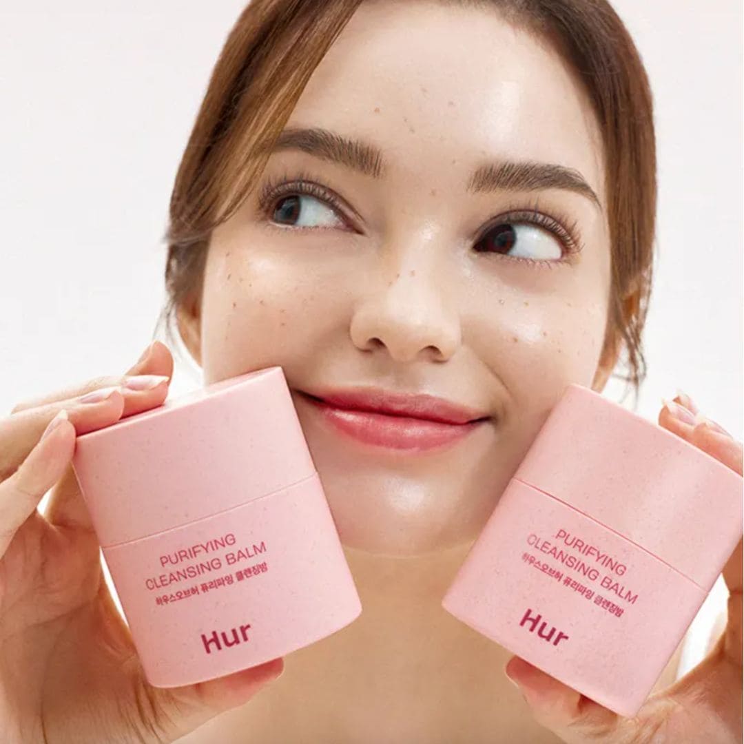 House of Hur baume démaquillant et purifiant avec un visage féminin