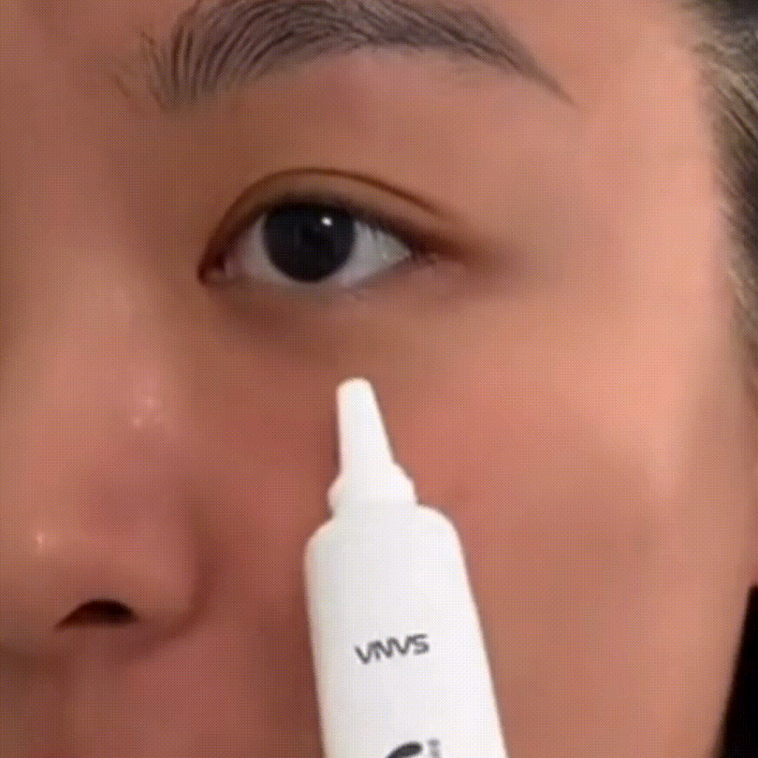 gif de la crème anti-rides pour le contour des yeux au lait de soja de Sana