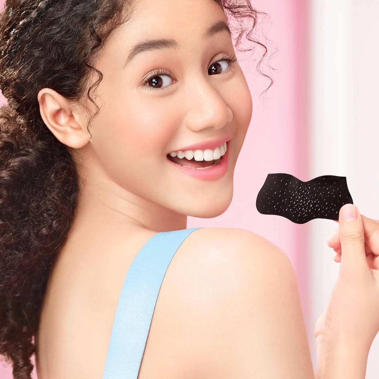 Kao Patchs pour le nez anti-points noirs Biore et visage femme