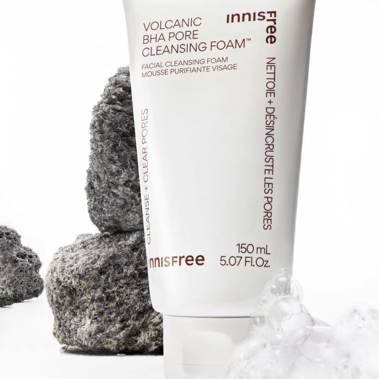 Innisfree Mousse nettoyante aux cendres volcaniques et BHA pour les pores photo