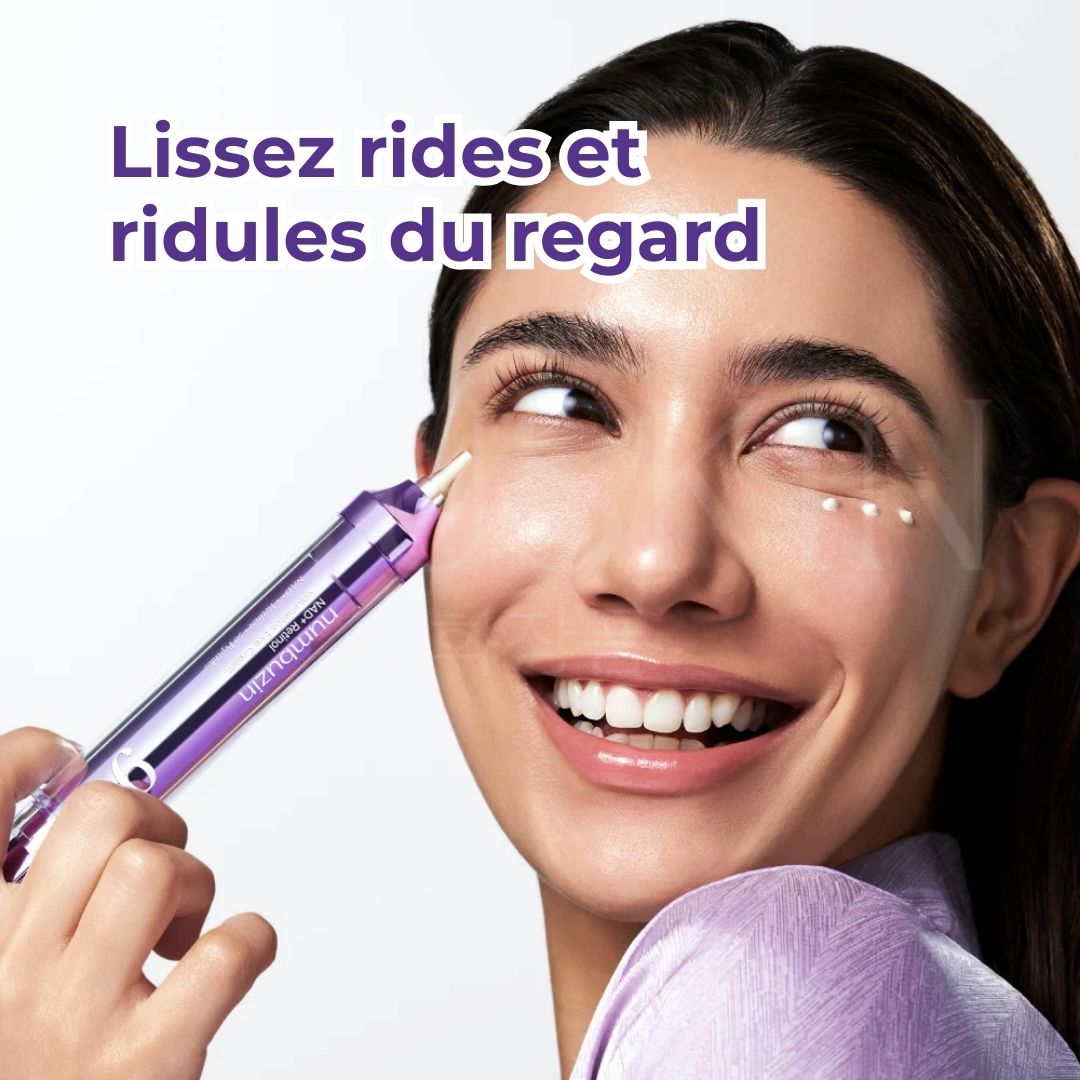 Femme utilisant la crème contour des yeux anti-âge au rétinol et NAD+ No.9