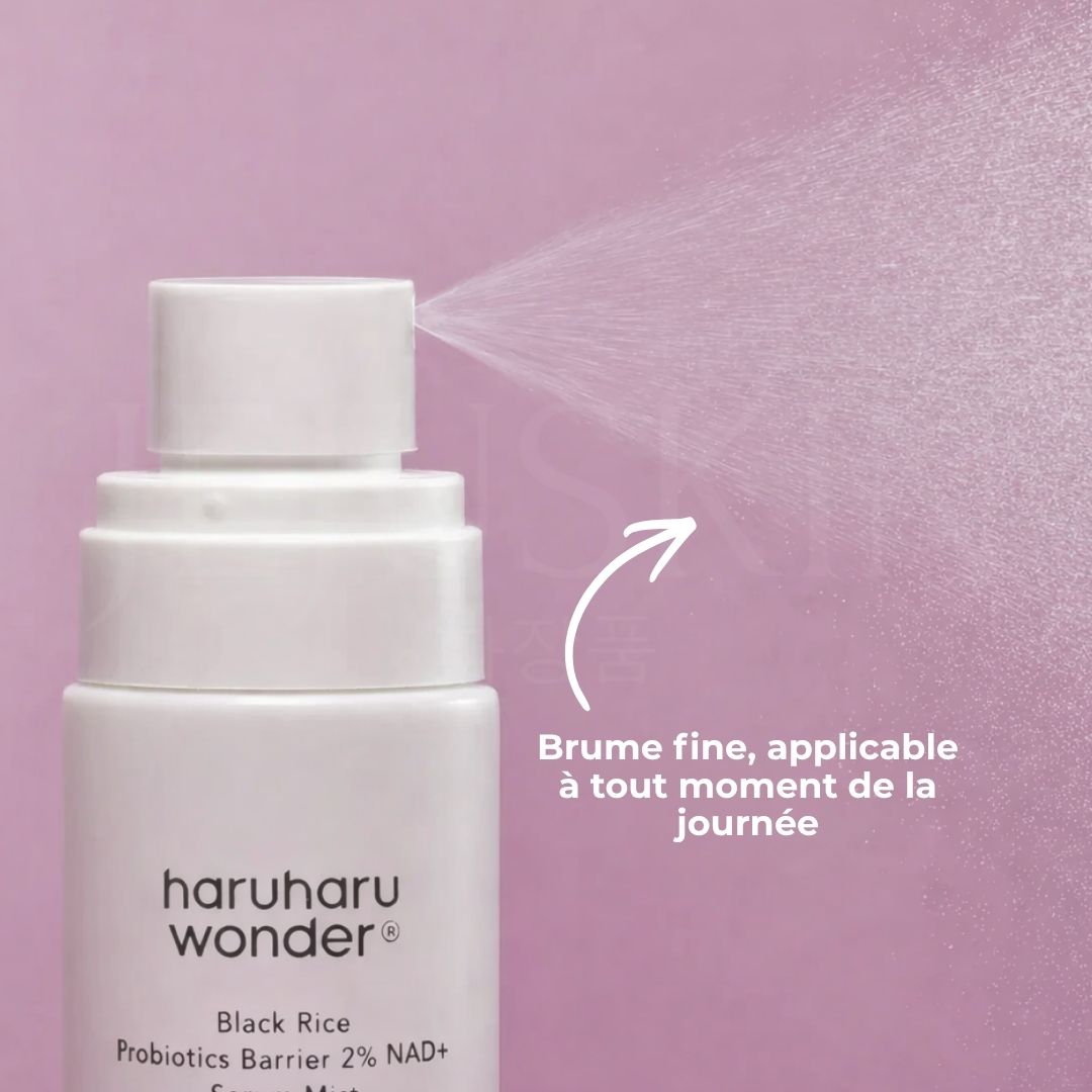 Texture de la brume hydratante au riz noir aux probiotiques et NAD+ 2% d'Haruharu Wonder