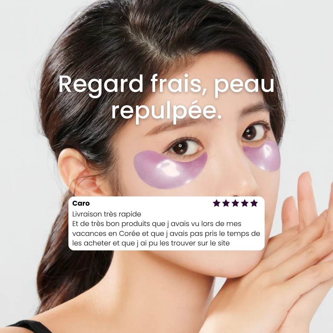 Femme appliquant les patchs Mizon sous les yeux.