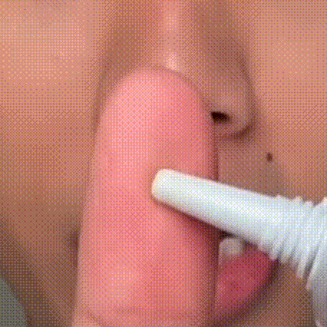 Gif du Celimax booster anti-âge et raffermissant au rétinal