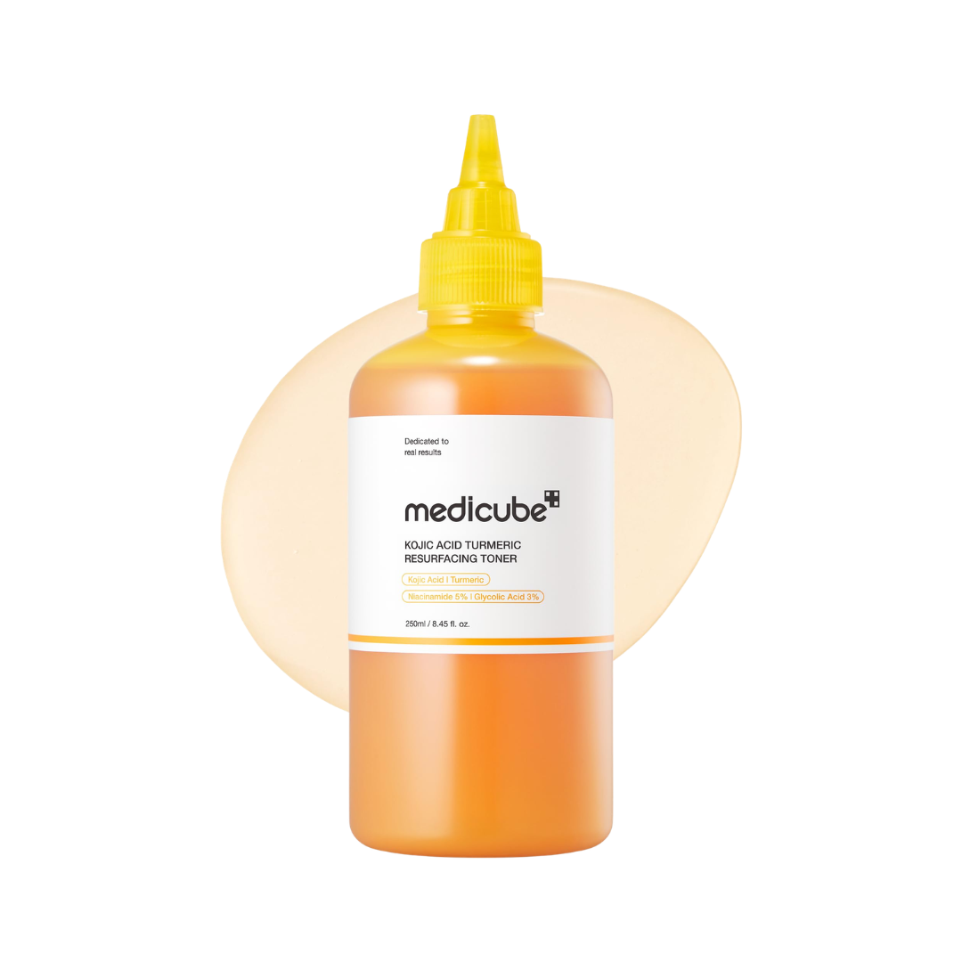 Le toner anti-taches et éclat à l’acide kojique et au curcuma de Medicube